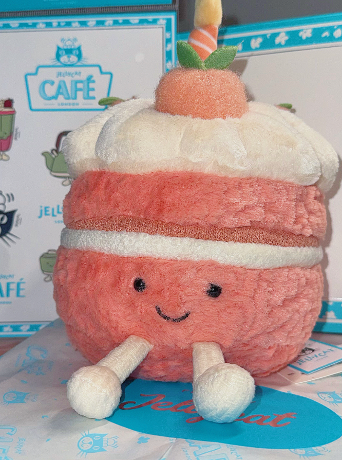 Jellycat Shanghai Cafe Pop Up Exclusive Peach Cake